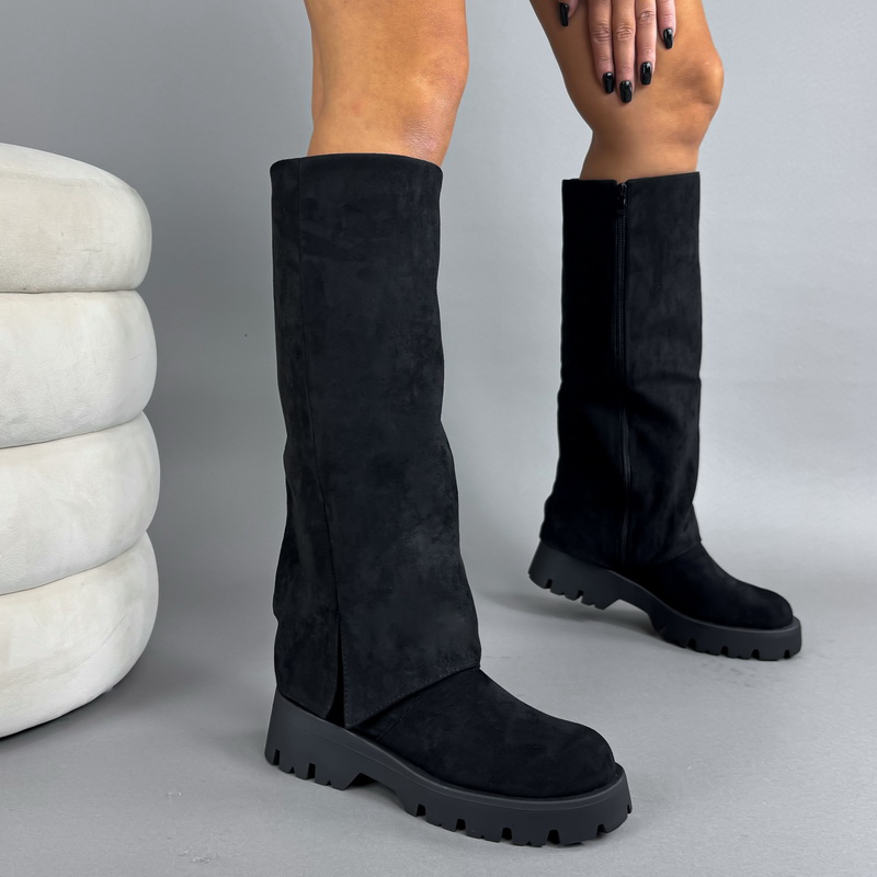Černé semišové vysoké kozačky
