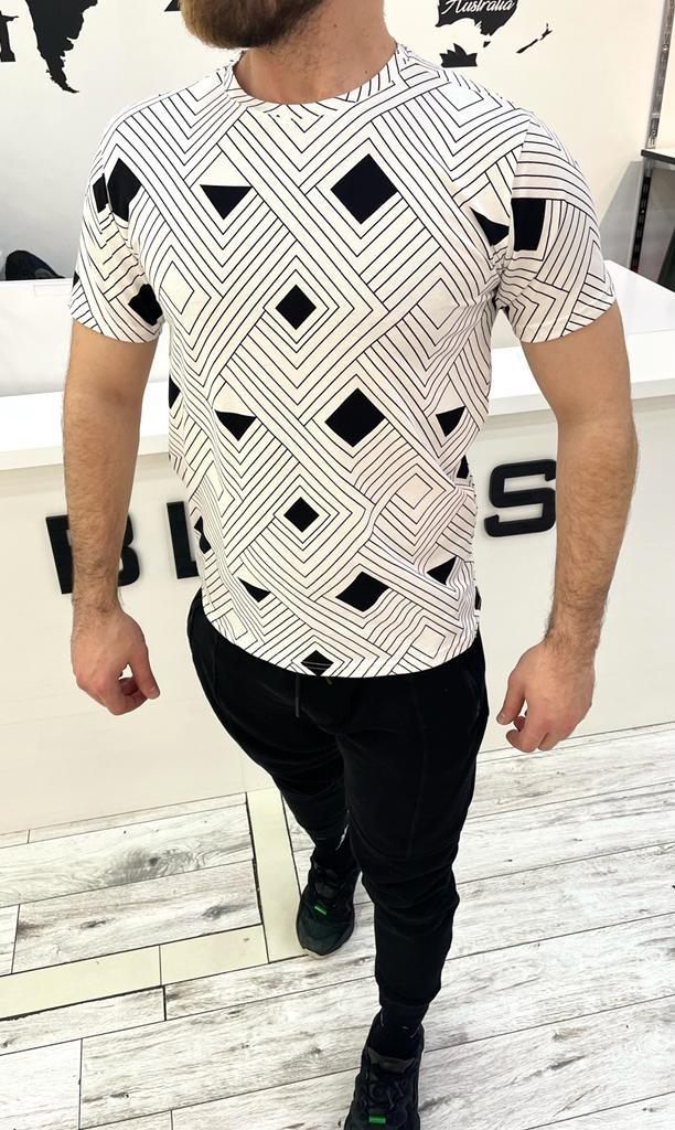 Bílo-černé pánské tričko