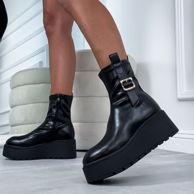 Černé polokozačky