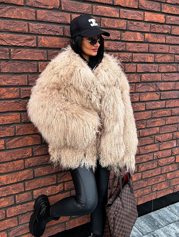 Kožich z mongolské ovečky BEIGE