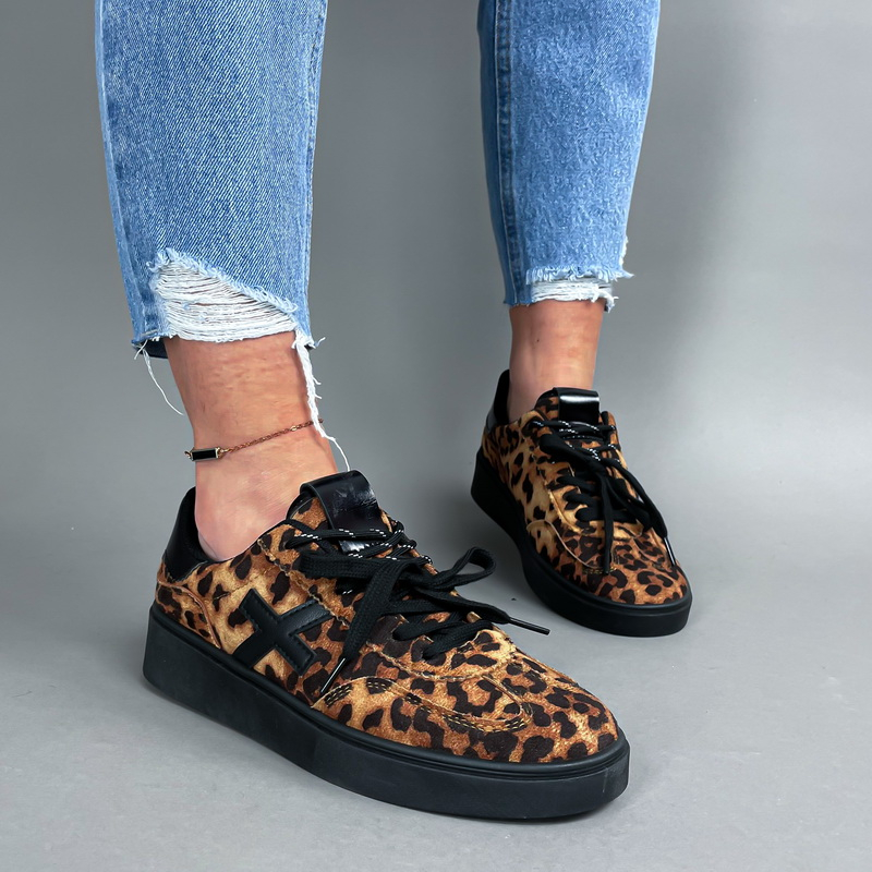Tenisky s leopardím vzorem