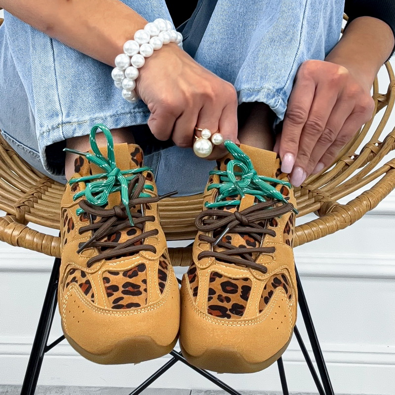 Hnědé tenisky  s leopardím vzorem