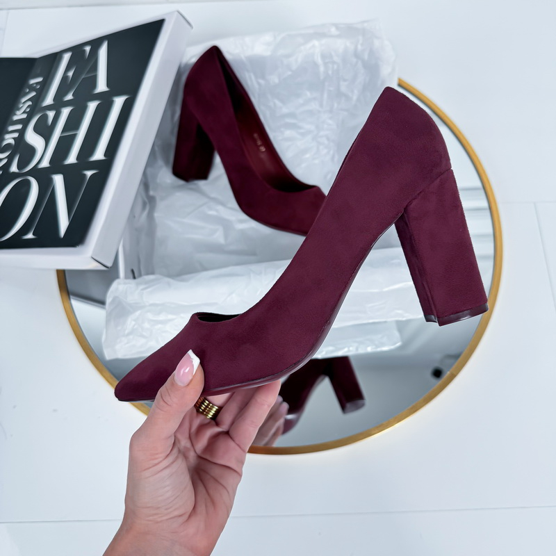 Vínové lodičky s hrubým podpatkem