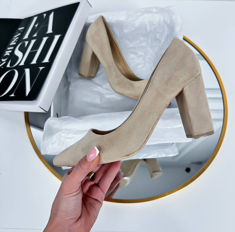 Béžové lodičky s hrubým podpatkem