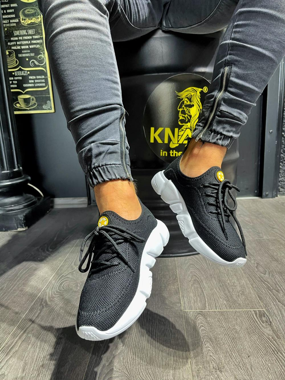 Černé pánské tenisky