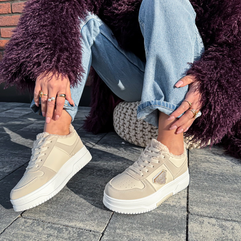 Béžové zateplené tenisky